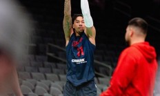 星空体育登录入口-快船客场击败黄蜂，继续领跑西部