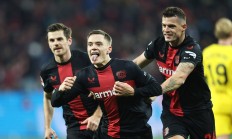 星空体育登录-勒沃库森踢出精彩比赛，取得胜利