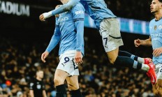 星空体育新闻-曼城主场大胜，德布劳内连续破门进球