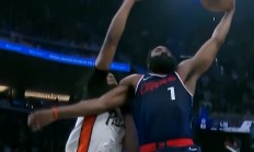 星空体育馆-活塞后卫受伤离场，球队备战计划出现变数的简单介绍