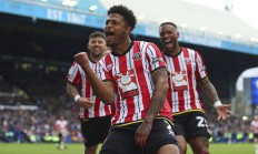 星空体育官方-莫雷伦斯胜出反弹，势必追赶的简单介绍