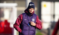 星空体育竞技-英格兰队在比赛中继续领先，稳步前行的简单介绍