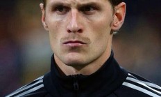 星空体育网页版入口-勒沃库森小胜沙尔克04，继续紧追榜首位置的简单介绍