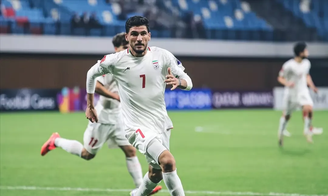 包含伊朗球队备战下一轮比赛,士气高昂的词条 包含伊朗球队备战下一轮比赛,士气高昂的词条