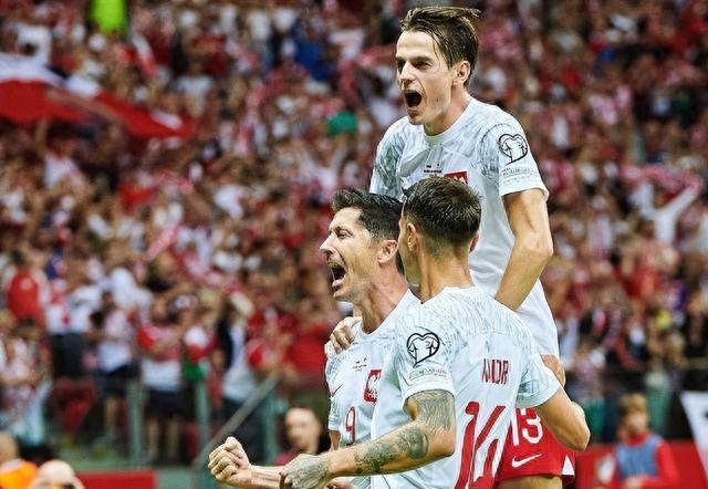 包含引爆激情的欧预赛比赛开启,球队全员备战的词条 包含引爆激情的欧预赛比赛开启,球队全员备战的词条