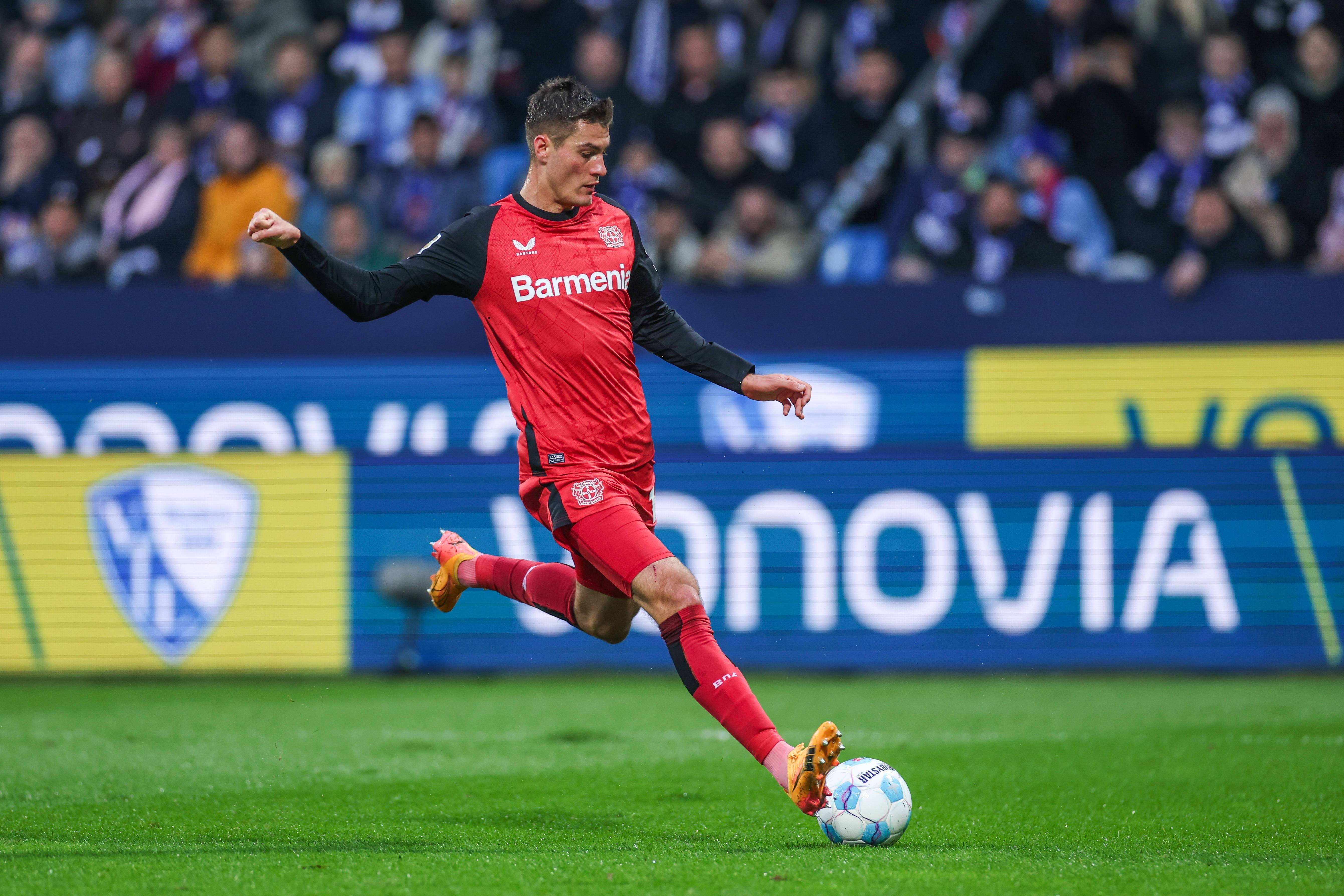 包含爆冷！法兰克福客场击败勒沃库森，取得意外胜利的词条