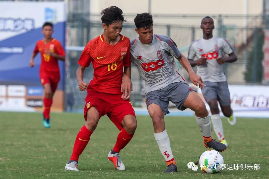 关于不容易!选手战胜强敌终获首胜的信息 关于不容易!选手战胜强敌终获首胜的信息