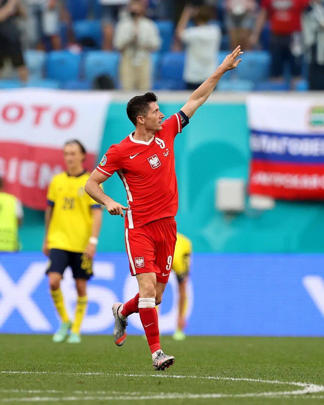 波兰悲剧不敌瑞士,遗憾出局 波兰悲剧不敌瑞士,遗憾出局