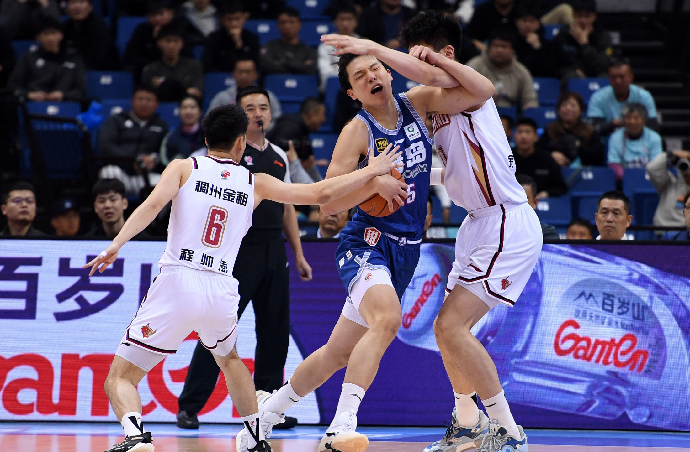 温州队再胜对手,全力争夺前列位置的简单介绍 温州队再胜对手,全力争夺前列位置的简单介绍