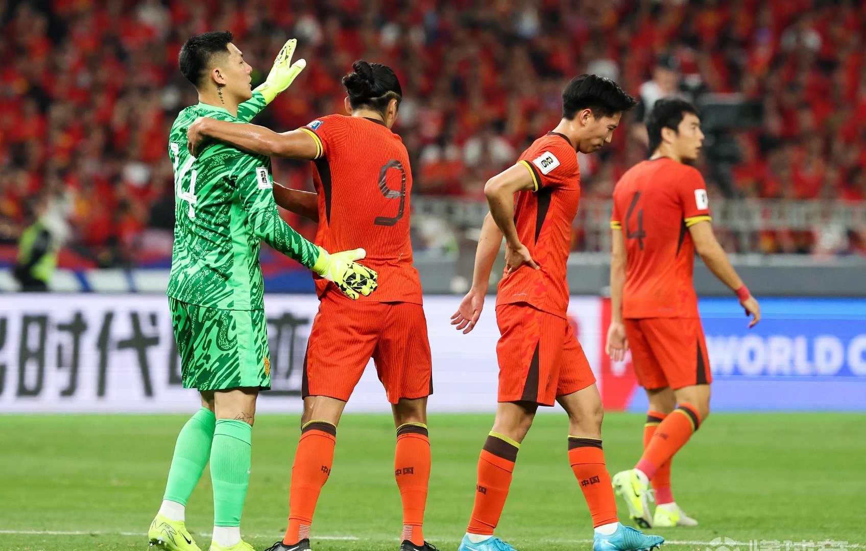 包含球员个人突破表现出色，前锋射正率颇高的词条