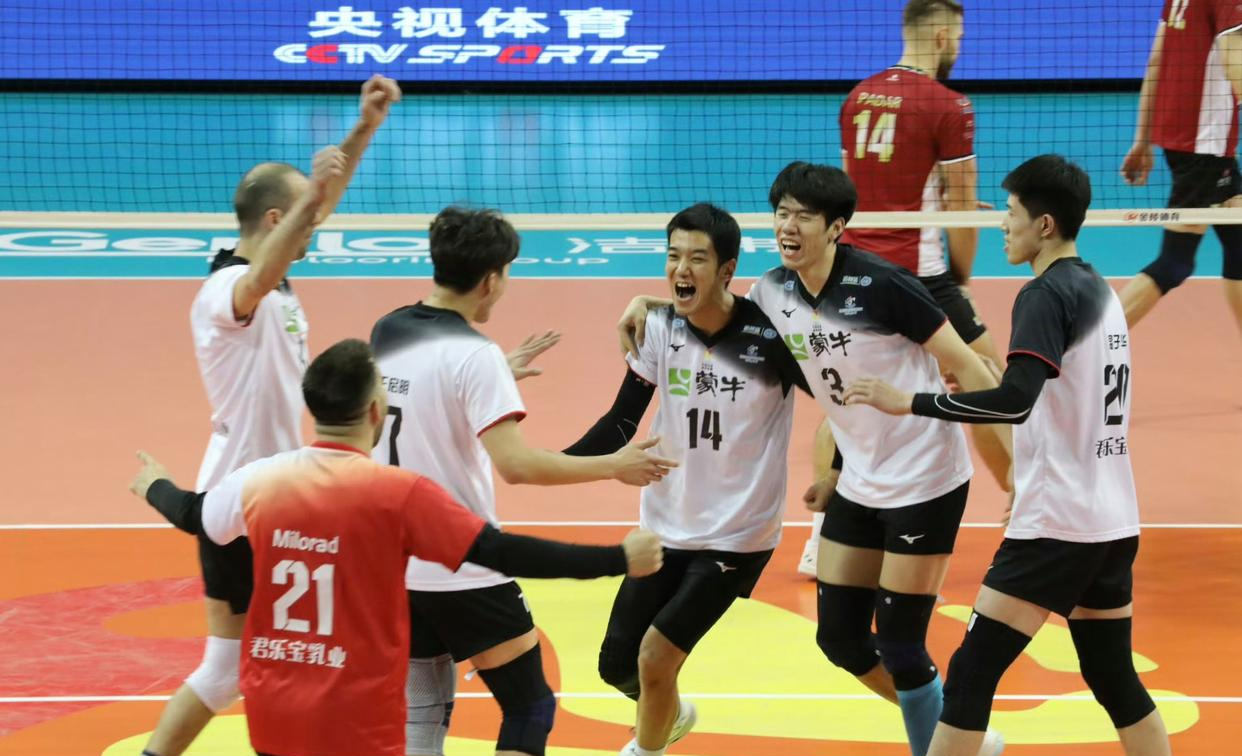 对手球队在比赛中用心计打败对手