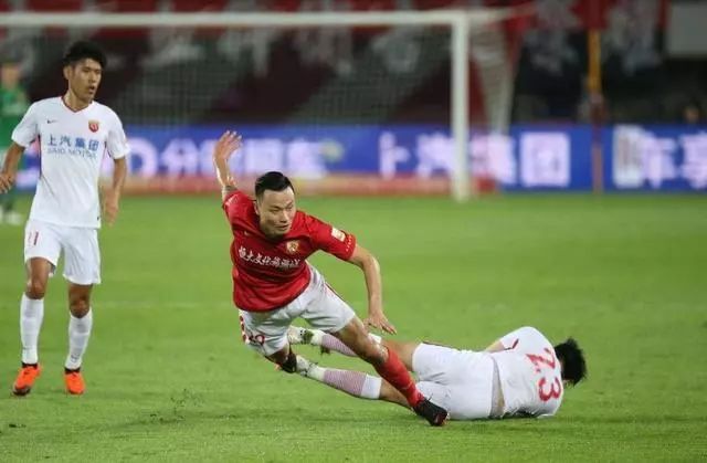 球队面临资金问题，新赛季前景堪忧