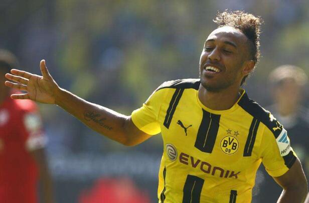 包含多特蒙德连续备受打击，冠军之路漫长的词条